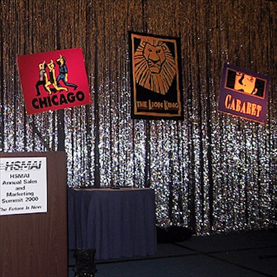 HSMAI used a backdrop with posters from Broadway shows and images of New York buildings from Tripp/Mixx Productions.