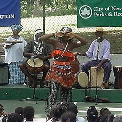 The Kobla Dente Ensemble performing in Morningside Park.