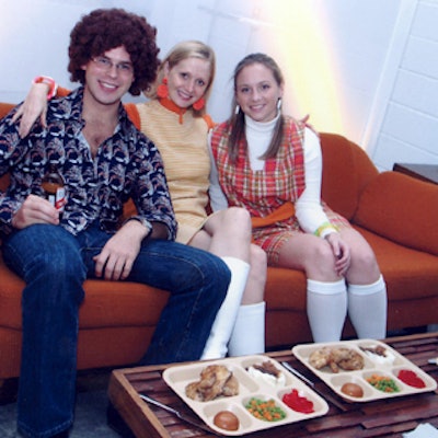 E3549overallcatering 320