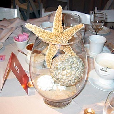 Centerpieces included seashells and starfish.