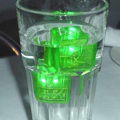 Illuminated ice-cubes added the ambient light and festive green twist to the drinks.