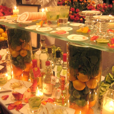 Large vases filled with mint leaves, lemons, limes and oranges were the foundation for a shelf on La Duni Cafe's warmly lit table. The restaurant served drinks called Pisco sours (a grape liqueur mixed with sugar and lemon juice) and margarinhas (a cross between a margarita and a caipirinha).