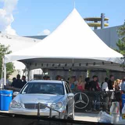 AMCI and Roder USA constructed several structures, including a driving course, on an empty Universal Orlando parking lot for Mercedes-Benz traveling tour.