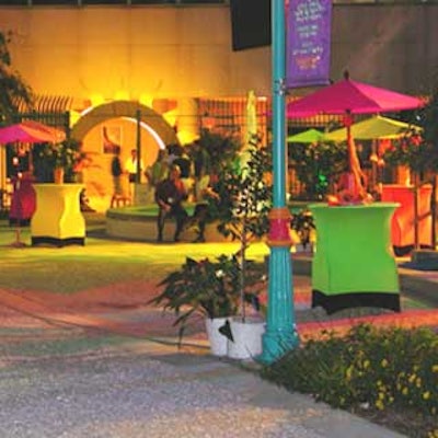 Baystage Lighting Systems lit the outdoor area when the day turned into night.