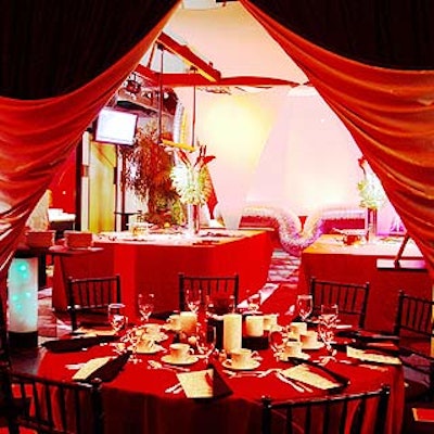 At Pressure for the red-hot themed International Special Events Society's Big Apple awards gala, guests took their seats at red-clothed tables from Party Rental, where chili peppers tucked into black napkins added color. (Photo courtesy of Pressure)