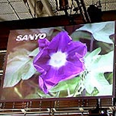 E3841disc 04 0714 Netmeet 1 152