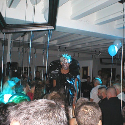 The Black and White Ball held at the Las Olas Art Center offered art, fashion and fun.