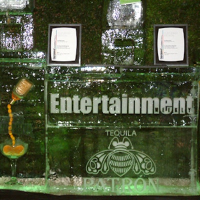 An outdoor ice bar featured the Entertainment Weekly logo.