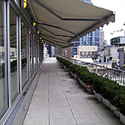 E400disc 00 0907 Venue Astra 152