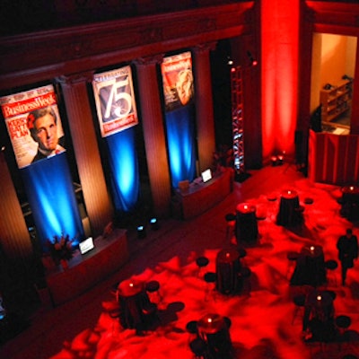 Guests may have wanted to rush home to watch the presidential debate, but the planners at Business Week incorporated a debate party into the event to entice many to stay. (Photo courtesy of 19d Design and Production)