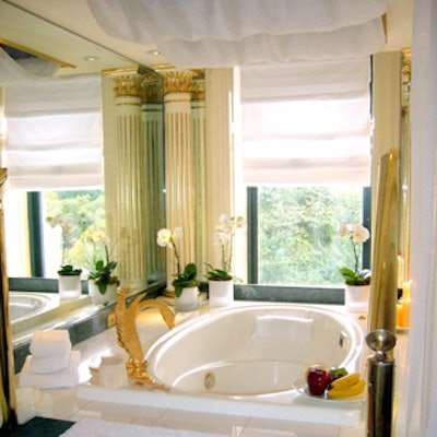 P&G product developers discussed the new all-in-one product in the modern bathroom of the Astor suite.