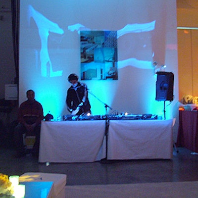 DJ Cassidy spun low-key beats.