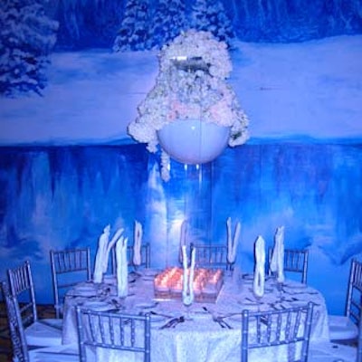 A snowy forest was the perfect backdrop to the icy decor of the tables at the Radisson Hotel Miami.
