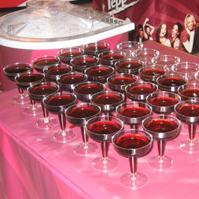 Diet Dr Pepper was served out of plastic champagne glasses—a hint at the luxury message the event tried to convey.
