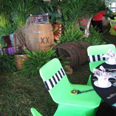 Guests sat in a lush and lovely tropical paradise to watch the Gasparilla invasion.