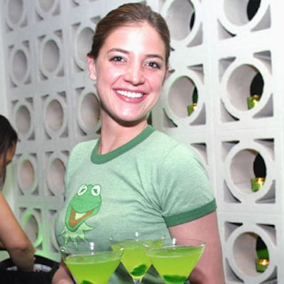 Dressed in green Kermit T-shirts, waiters served “Ozmopolitans”—green cocktails—garnished with gummy green frogs.