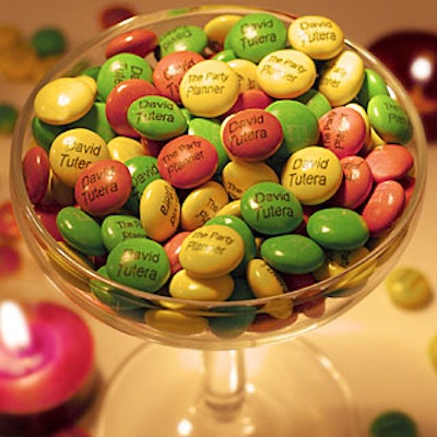 Citrus-colored M&Ms branded with Tutera’s name and book title replaced the usual bar nuts.