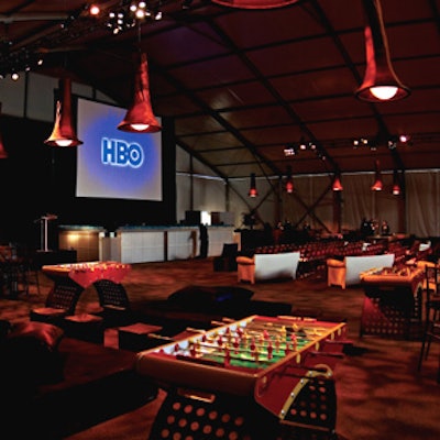 To launch the second season of its show Entourage, HBO held both a screening and after-party in the Tent at Lincoln Center, where Matthew David Events created a bachelor pad-like environment, complete with foosball tables.