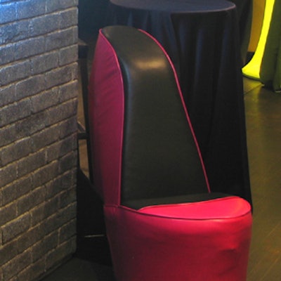 Stiletto heel-shaped chairs from Decor and More contributed a sense of Vegas glitz and glamour.