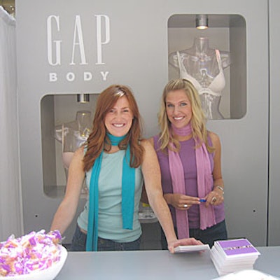 Certified bra fitting specialists provided by event planning firm BI were on hand to take measurements and give suggestions.