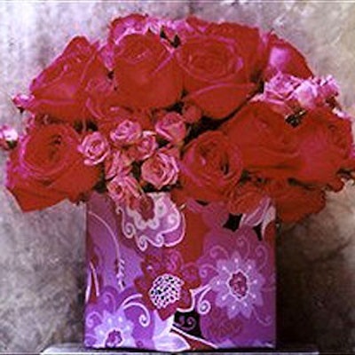 E524sho 00 1011 Decor Fashionflowers1 320