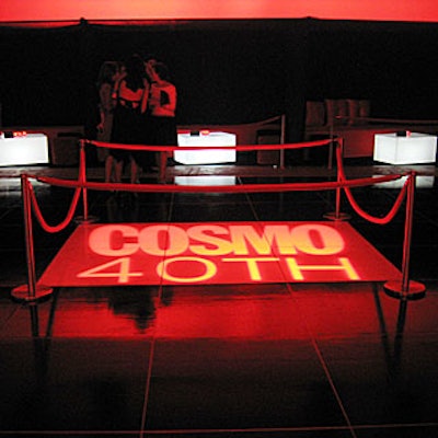 A small section of Skylight was devoted to 'Club Cosmo', a dance area where DJ Donna D'Cruz spun retro music and guests were entertained by a live performance from Rob Thomas.