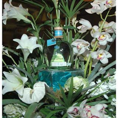 ConceptBAIT incorporated bottles of Partida into the floral arrangements.