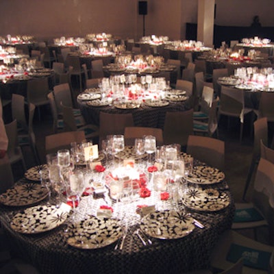 The Dia Art Foundation’s fall gala had black and white tables decorated by Annalisa Milella and Angela Missoni with Missoni Home products.