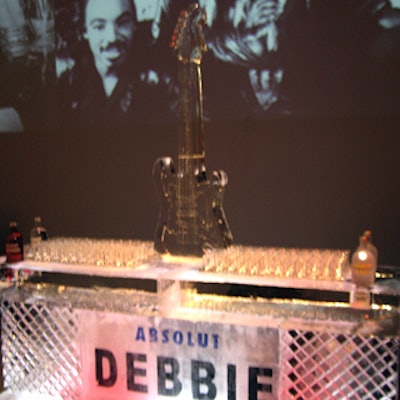Sponsor Absolut brought in an ice bar sculpted by Okamoto Studio.