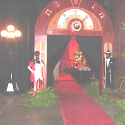 The entrance to the dining area was made using a 12-foot antique clock fa?ade and jazz singers.