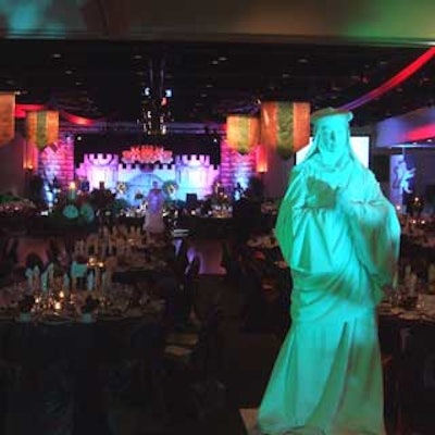 Located throughout the ballroom were living statues from Busch Gardens Tampa Bay, who entertained guests.