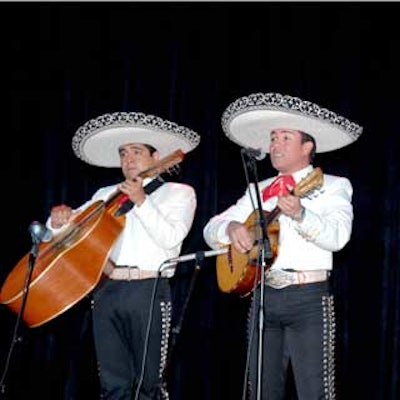 A 10-piece Mariachi band entertained the large crowd.