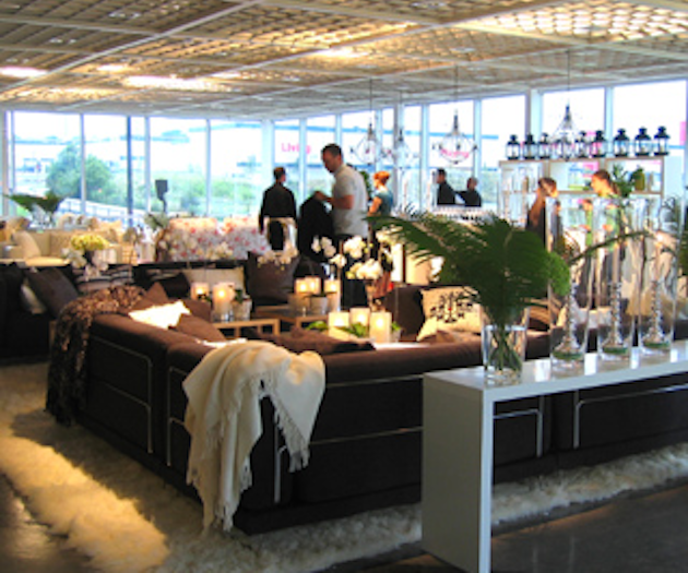 Neil Asselin Explorations Of Inner Space Bizbash