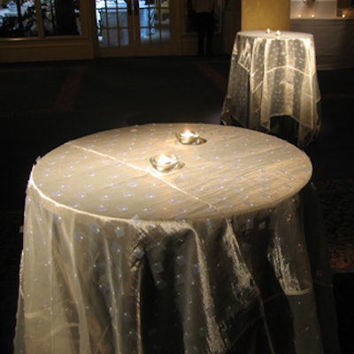 Linens from Around the Table resembled mounds of icy snow.