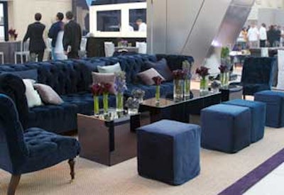 Echoing the clean lines of the architecture and Art Deco style of the original site, banquettes, chesterfield sofas, mirror-topped cubes, and Lucite tables created separate lounge areas.