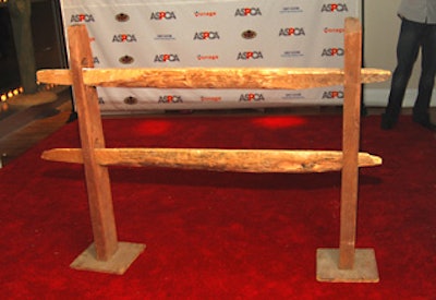 The step and repeat area also had a wooden fence.
