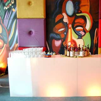 This colorful bar area almost offered a jazz-inspired feeling.