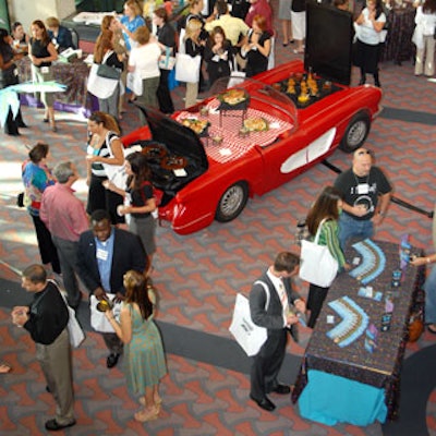 Everyone mingled and enjoyed the retro surroundings during the networking break.