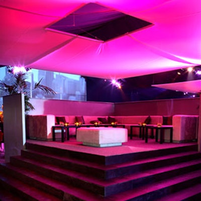 At a tent at Sony Pictures Studios for The Pursuit of Happyness premiere, spandex squares hovered over elevated lounge areas, helping break up the massive space.