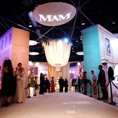 Guests entered the reception area through a velvet-roped walkway.