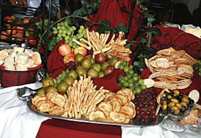 Ploughman's platters of pickled vegetables and cheeses kept with the British theme.