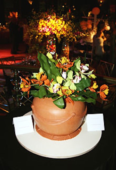 Sylvia Weinstock created a cake version of a potted orchid.