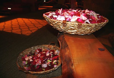 SC3 Group ordered approximately 7,000 flowers for the event, and displayed bowls of rose petals throughout the space.