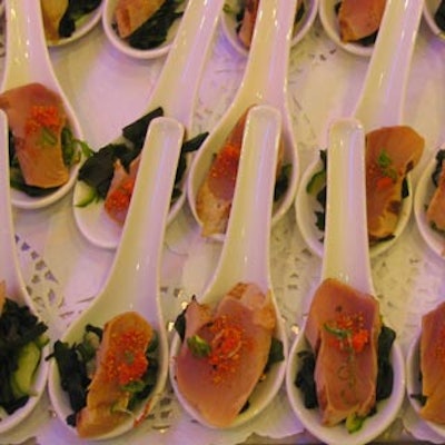 Thee Asian Kitchen served tuna tartar on Chinese soup spoons.