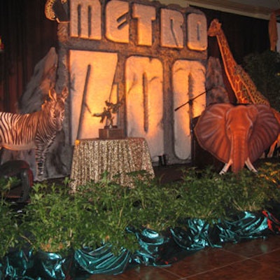 The landmark Metroozoo sign was recreated and flanked with two large LED screens that showed continuously rolling footage of animals at the zoo.