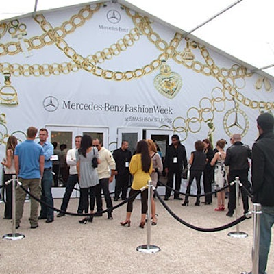 This season, attendees checked in outside the tent at Smashbox Studios, rather than inside the lobby.
