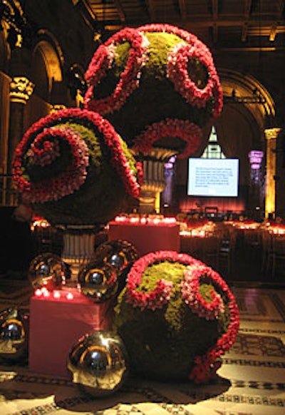 Libby’s floral spheres dominated Cipriani’s foyer.