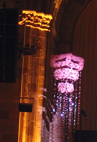 Fifteen-foot-tall floral chandeliers, originally spotted by City Harvest planners at Beyoncé Knowles’s 2005 Wall Street Rising show, incorporated roses and hydrangeas as well as strands of individually strung orchids and tiny mirrors. The mirrors reflected small spots of light onto the walls of Cipriani’s vast main hall.