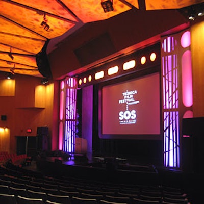 Prior to the event, the auditorium’s screen displayed quotes from the likes of Al Gore and Tribeca Film Festival cofounder Jane Rosenthal, as well as conservation tips.