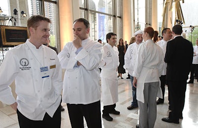 Prior to the award ceremony, Andrés chatted with 2003 Rising Star Chef